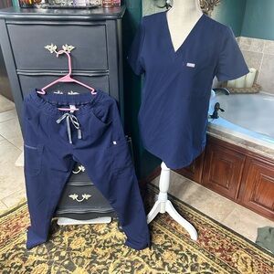 Figs Technical Collection in Navy Blue